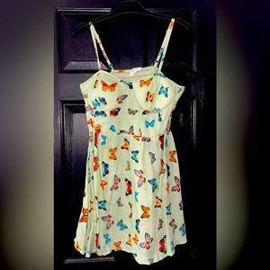 Mint green Jolie and Joy, women’s size Medium, butterfly shirt dress